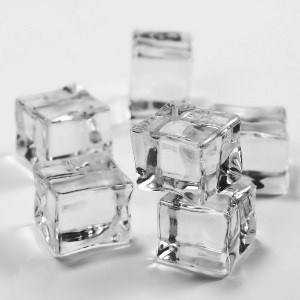 Ice cubes from Ice Machines - Allen Air & Refrigeration